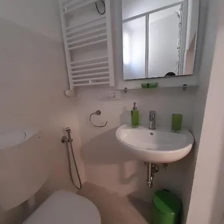 Appartamento Nicholisa Apartment *
